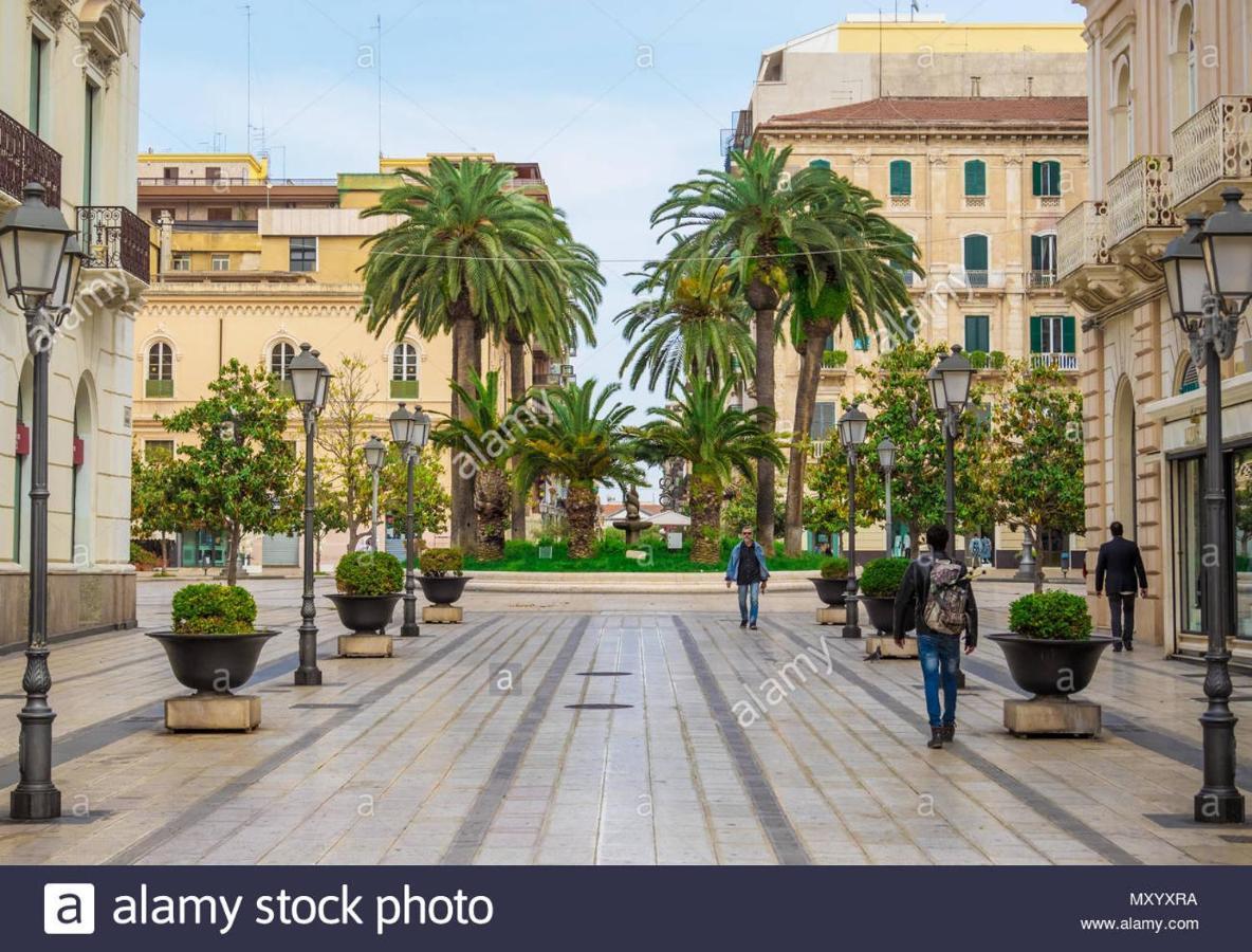 Affittacamere Raggio Di Sole Taranto Eksteriør billede